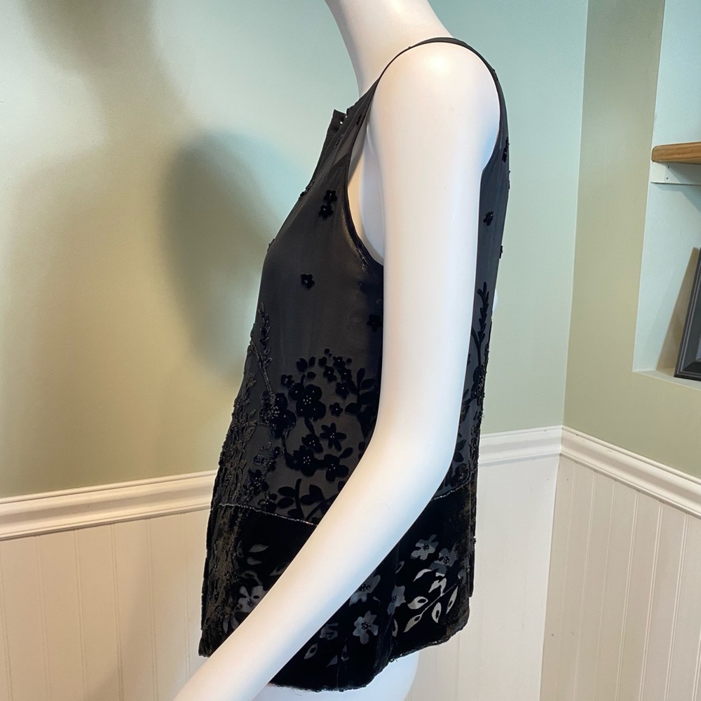 Silk Club Collection Sleeveless Button Up Silk/Rayon Sleeveless Top - Picture 4 of 13